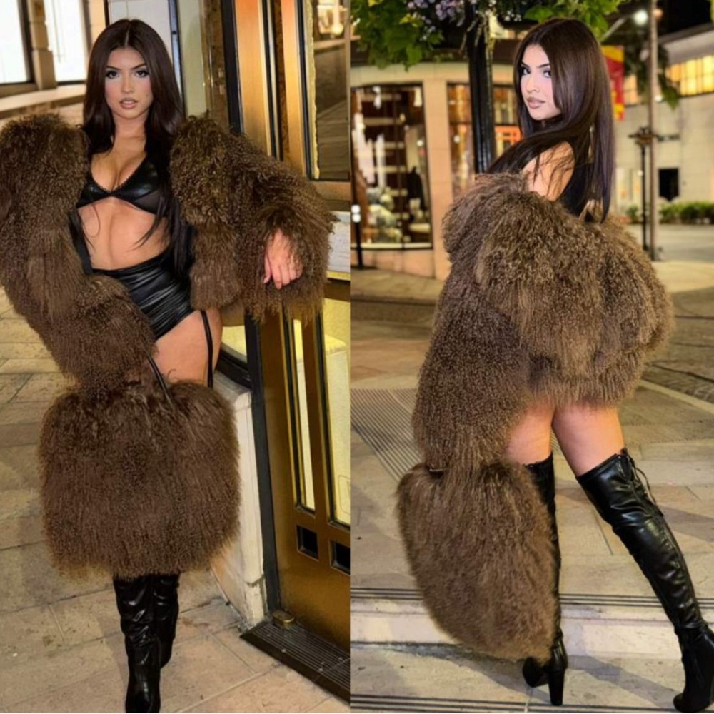 Mongolian Fur Set Coat and Handbag - Picture 4 of 5